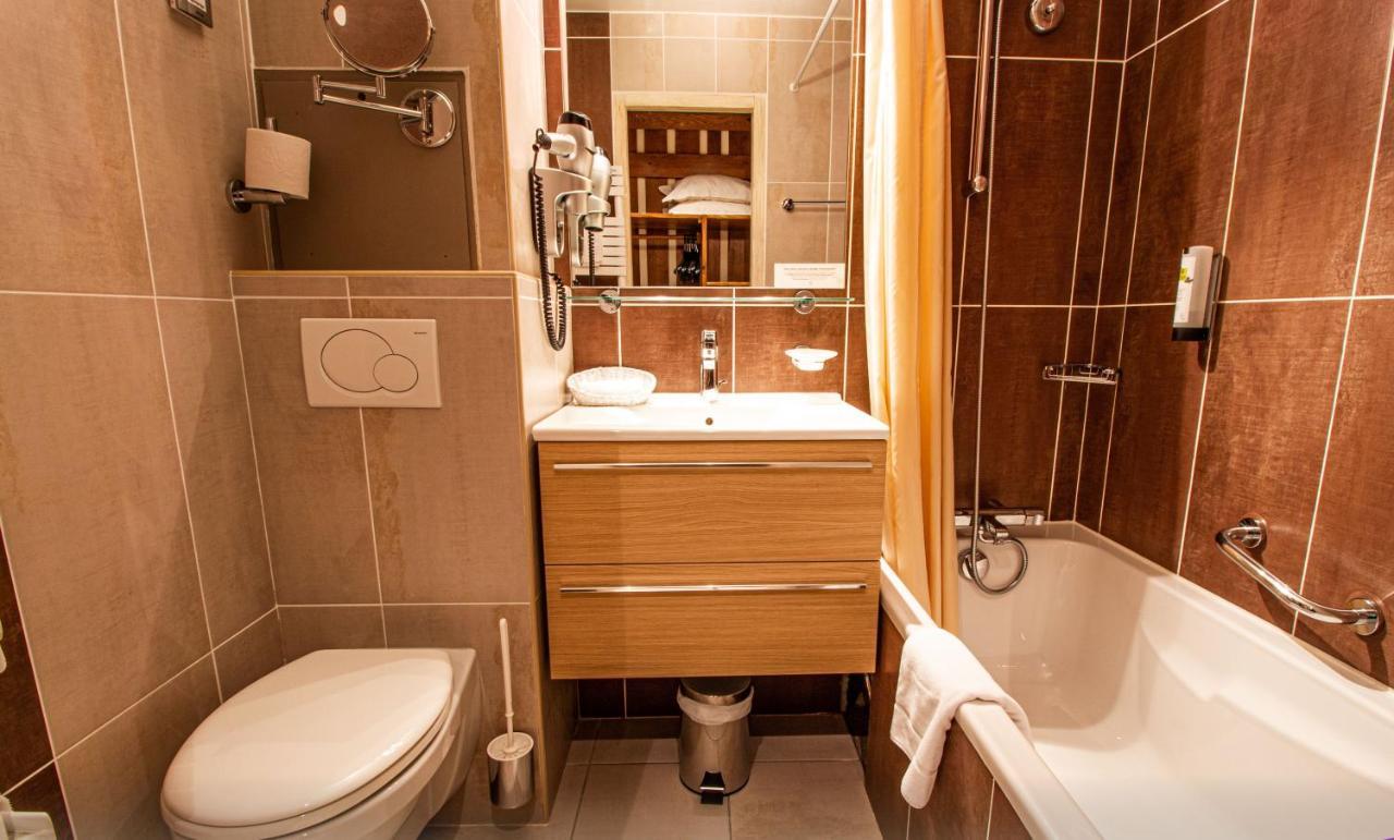 Hotel Ancolie - Champagny En Vanoise La Plagne Luaran gambar