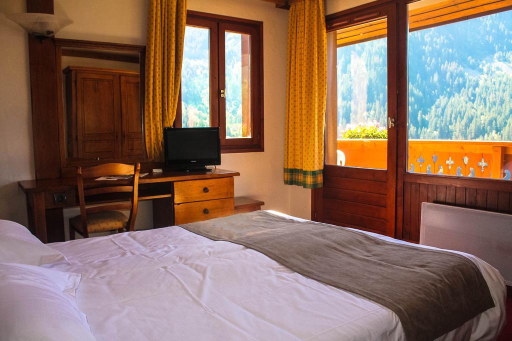 Hotel Ancolie - Champagny En Vanoise La Plagne Luaran gambar